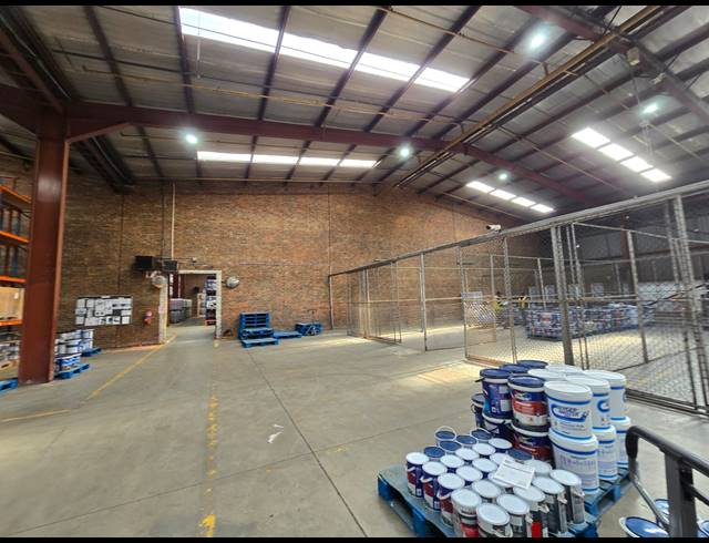 12,000M² WAREHOUSE TO LET IN DENVER